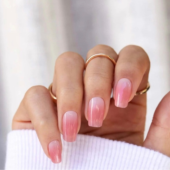 ManiMe Stick-On Gels | Mochi Ombre - Picture 5 of 7